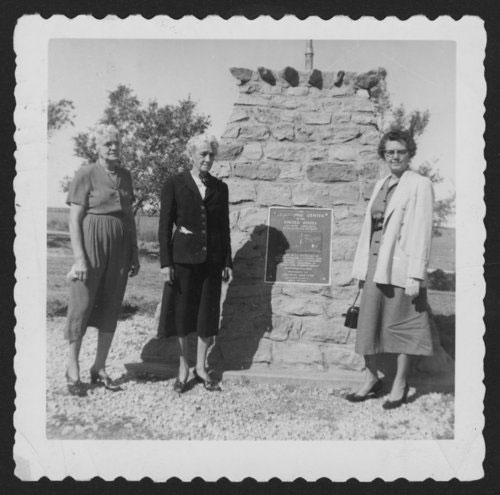 Visitors to the monument near the Geographic center of the United States in Lebanon, Kansas, 1953.